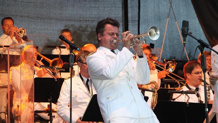 Die Big Band der Bundeswehr kommt am 27. Mai zum Kreismusikfest nach Steinberg. Foto: Archiv