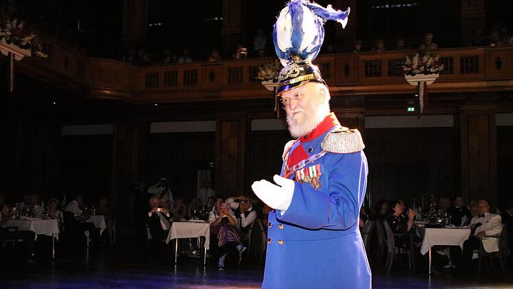 Eindrücke vom Rakoczy-Ball mit Gläser-Polonaise. Foto: Ralf Ruppert