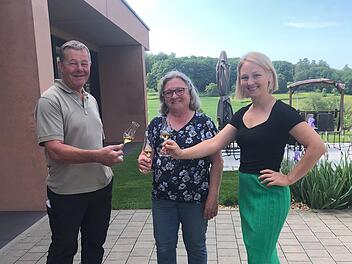 Anton und Anna Bischof und  Franziska Bischof  Foto: Tamara Neder