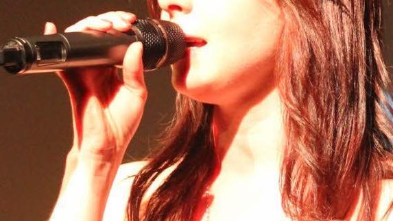 Stephanie Herold heizte dem Publikum mit "Fever" so richtig ein.