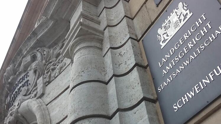 Prozessauftakt am Landgericht: Die erste Verhandlung zog sich über den ganzen Mittwoch hin. Zwei weitere sollen folgen. Foto: Ulrike Müller