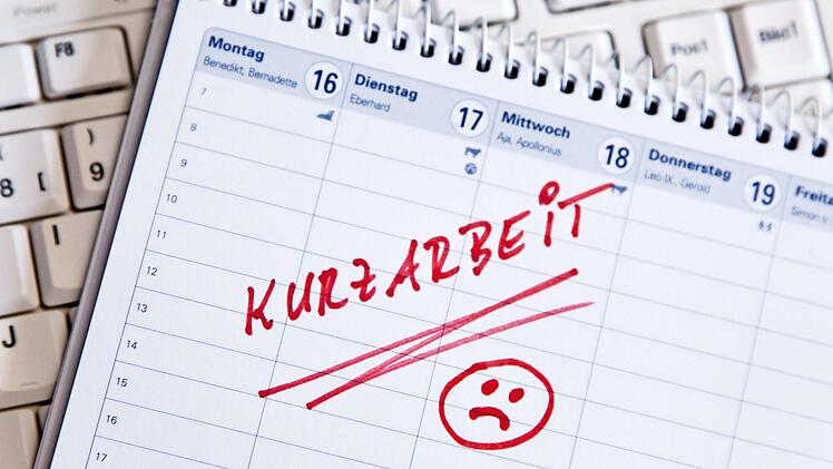 Niemand freut sich, wenn er in Kurzarbeit gehen muss. Doch für Betriebe und Arbeitnehmer ergeben sich auch Vorteile.  Foto: Gina Sanders - stock.adobe.com
