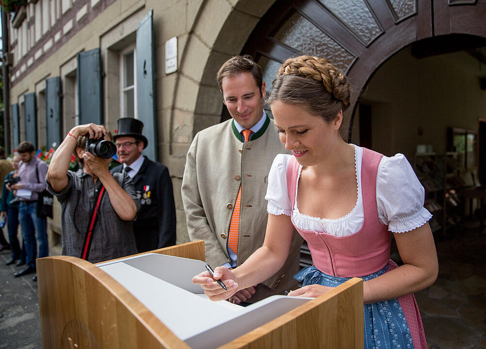 Heimf&uuml;hrung der Braut des F&uuml;rsten Castell-R&uuml;denhausen