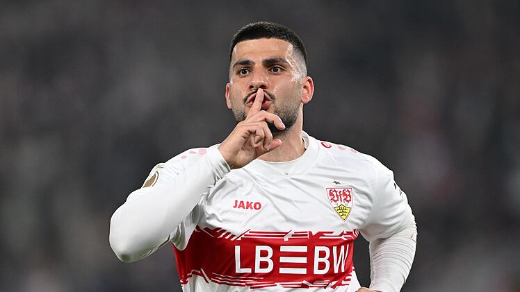 Kann er mit seinem Torriecher den Bayern gef&auml;hrlich werden? Hier feiert Deniz Undav vom VfB Stuttgart seinen Heimspiel-Halbfinaltreffer gegen den Sport-Club Freiburg im April 2026.