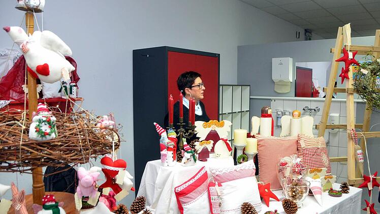 Impressionen vom Weihnachtsmarkt der Lebenshilfewerkstatt Nüdlingen. Foto: Peter Rauch