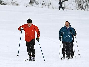Allein am Walberngrüner Gletscher sind Langlaufloipen gespurt.  Foto: Archiv/Monika Limmer