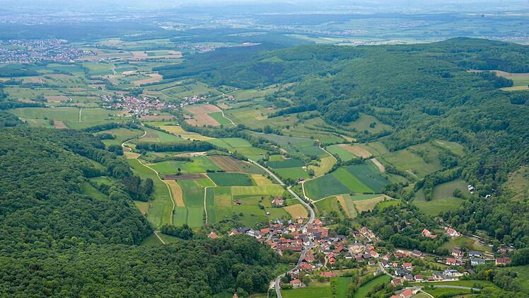 Blick ins Ellertal, das Herz der Fränkischen ToskanaFoto: Ronald Rinklef/Archiv