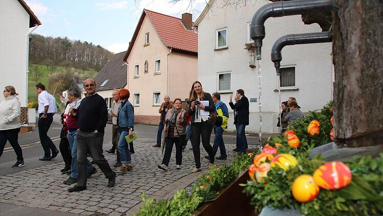 Eindrücke vom Stadt-Spaziergang durch Arnshausen. Foto: Ralf Ruppert