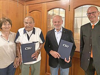 Von links: Vorsitzende Edith Güthlein, Gerd Habermann, Gerhard Popp und CSU-Kreisvorsitzender Christian Meißner