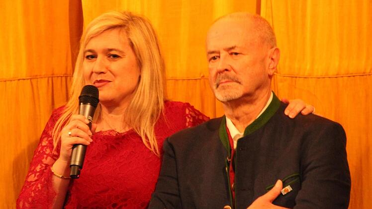 In sehr persönlichen Worten bedankte sich Bayerns Gesundheitsministerin Melanie Huml bei Jürgen W. Heike für die jahrelange Freundschaft und Hilfe.Foto: Oliver Schmidt