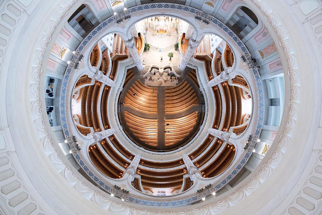 Wartungsarbeiten in der Frauenkirche Dresden