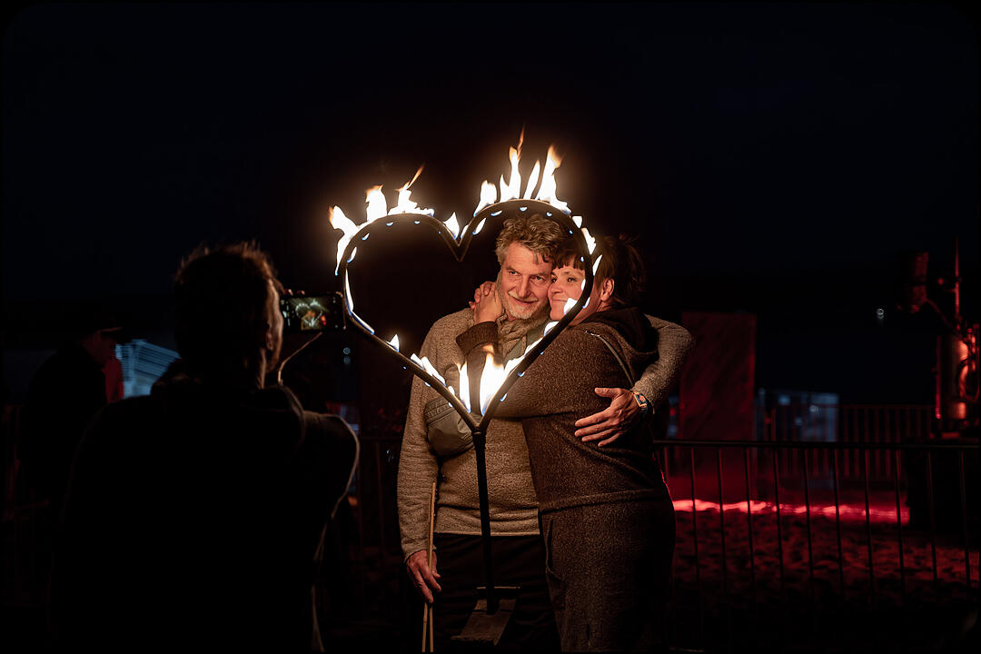 Love, Fire & Electronic Beats!