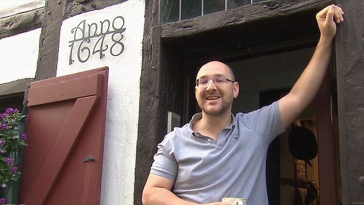 Steffen (31) wohnt in Kempen in einem historischen Henkerhaus.
