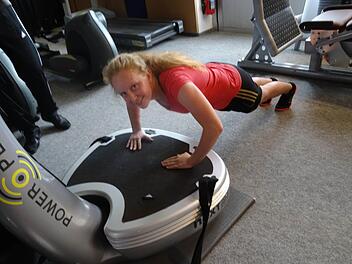 Fitness ist in der Realschule angesagt. Foto: Elke Hauswald