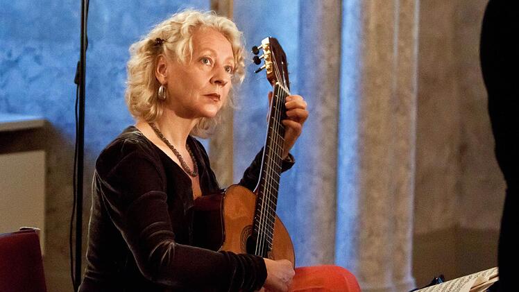 Andrea Förderreuther (Gitarre)Foto: Jochen Berger