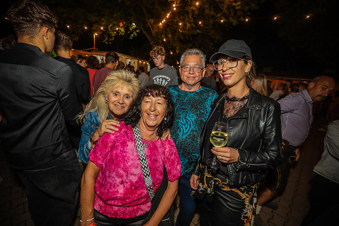 Impressionen vom größten Weinfest in Franken!