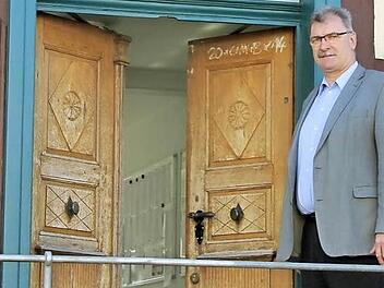 Für Bürgermeister Helmut Dietz stehen die Türen des Untermerzbacher Rathauses weit offen. Er hat keinen Gegenkandidaten.Foto: Ralf Kestel