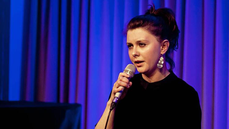 Faszinierend ausdrucksvolle Stimme: Fjoralba TurkuaFoto: Jochen Berger