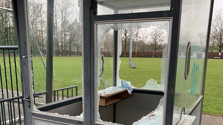 Bamberg: Sachbesch&auml;digung am Fuchs-Park-Stadion