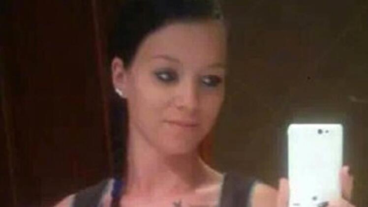 09. Julie Roppelt
