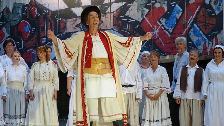 "Der Zigeunerbaron": Impressionen von der Neuinszenierung auf der Waldbühne Heldritt.Foto: Jochen Berger