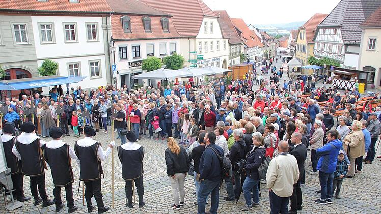 Zur Eröffnung am Samstag waren Hunderte von Besuchern gekommen.