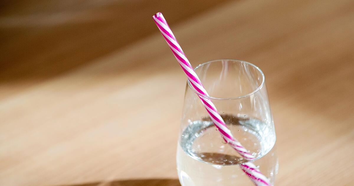 Verbraucher-greifen-h-ufiger-zu-Mineralwasser