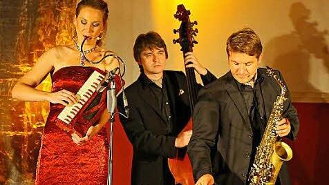 "Las Sombras" waollen das Publikum mit rasanten Tango- und Latin-Melodien mitreißen.  Foto: privat