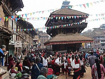 Straßenszene aus Bhaktapur. Foto: Berthold Appel