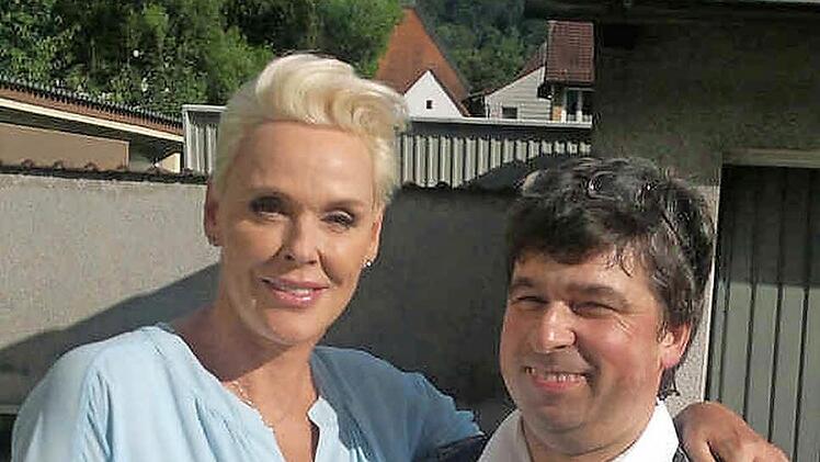 Hat Brigitte Nielsen für Georg Schmitt, den Juniorchef des Gasthauses "Resengörg", eine passende Frau parat?  Foto: privat