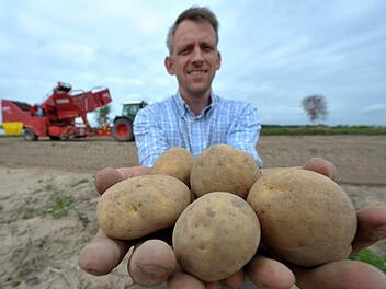 Nicht die dümmsten sondern die am besten ausgebildeten Bauern haben die größten Kartoffeln. Foto: Archiv