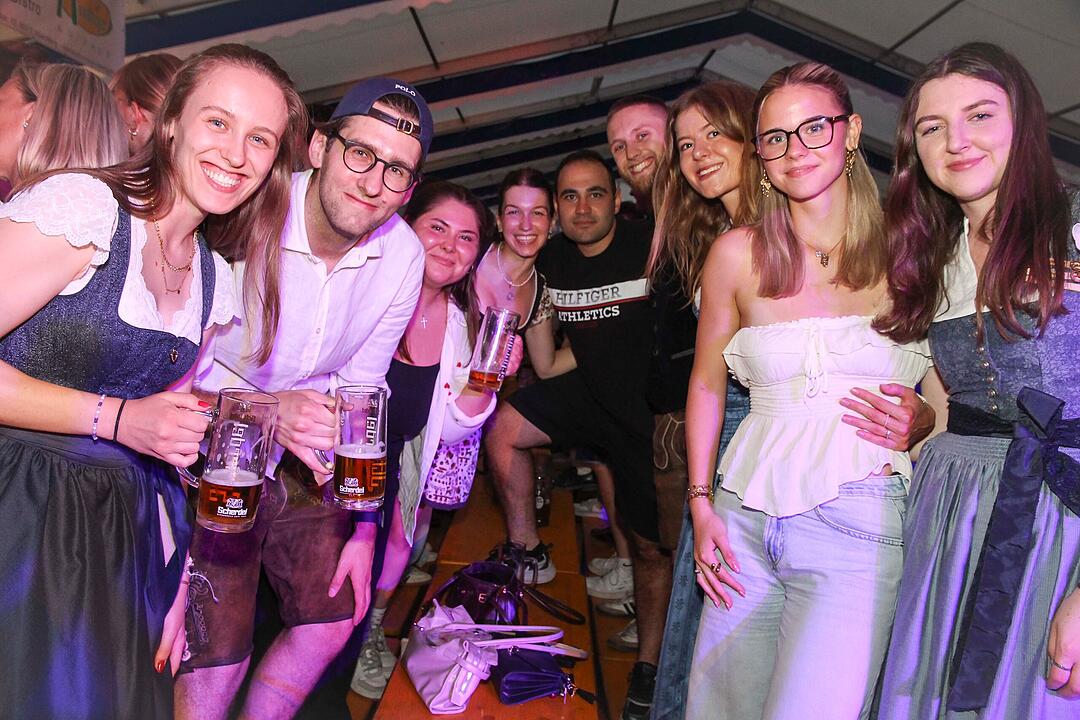 Super Stimmung beim Wiesenfest.