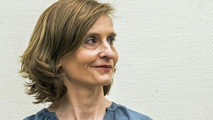 Annette Pussert stellte ihren Roman-Erstling "Nord Nord Ost" in Coburg vor. Foto: Jochen Berger