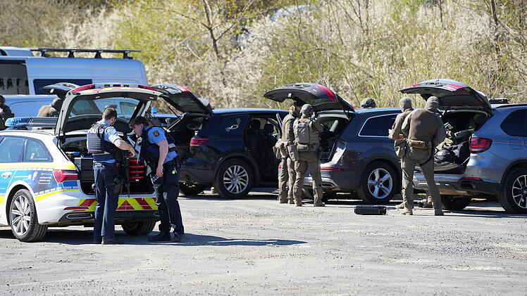 Nach Sch&uuml;ssen in Pr&uuml;m wird nach Tatverd&auml;chtigen gesucht