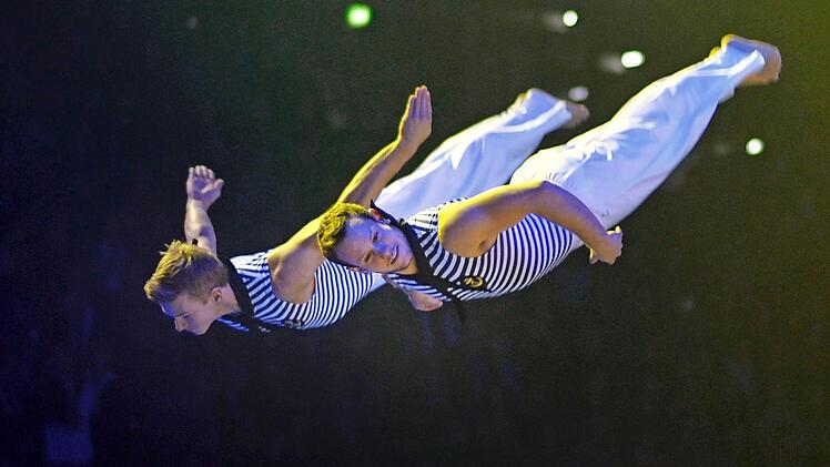 Motus & Friends scheinen bei ihrer Show die Schwerkraft aufzuheben. Foto: pr