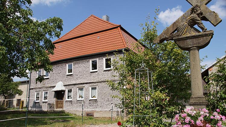 Das Gebäude des Wirtshauses von 1719 ist heute denkmalgeschützt. Foto: Arkadius Guzy