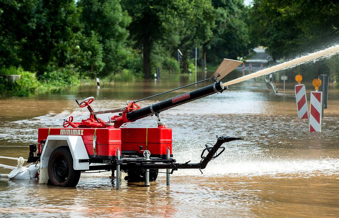 Hochwasser in Deutschland: Der Kampf gegen die Fluten