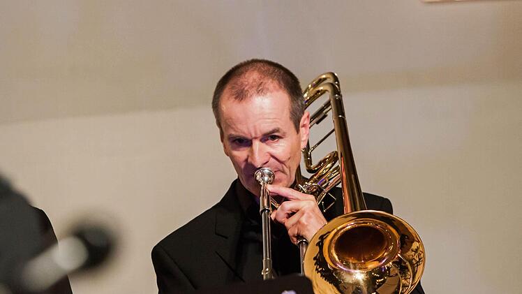 "Church Rocks" in der Coburger Heilig-Kreuz-Kirche: Jürgen Krumm an der Posaune.Foto: Jochen Berger