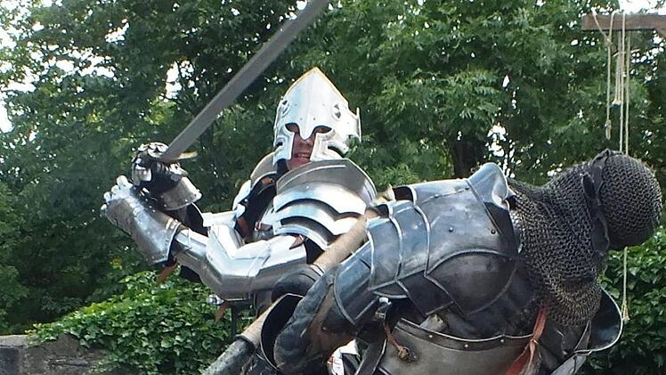 Kämpfen gehört dazu. Foto: Coburger Mittelalter und Fantasy