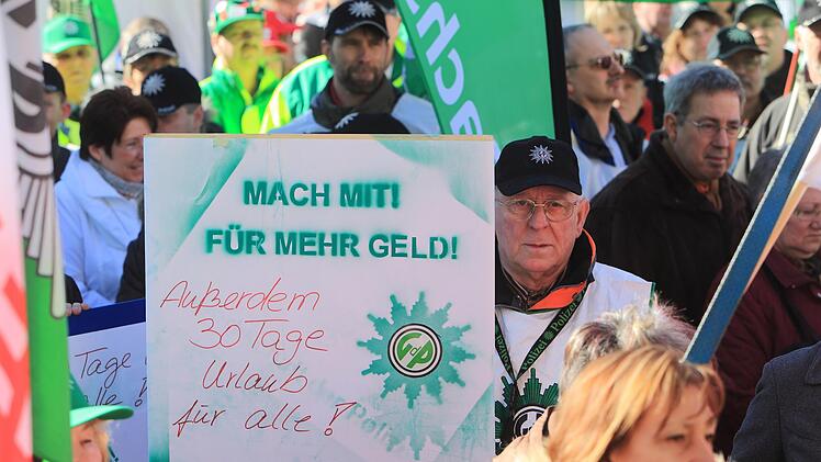 Großdemonstration öffentlicher Dienst in Magdeburg