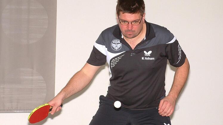 Ersatzmann Markus Hofmann besorgte die 8:7-Führung für den DJK-SV Neufang gegen Stammbach und trug damit maßgeblich zum Klassenerhalt in der 3. Bezirksliga bei. Foto: Hans Franz