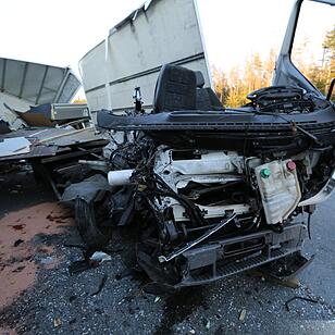 Schwerer Auffahrunfall auf der A9 bei Bayreuth