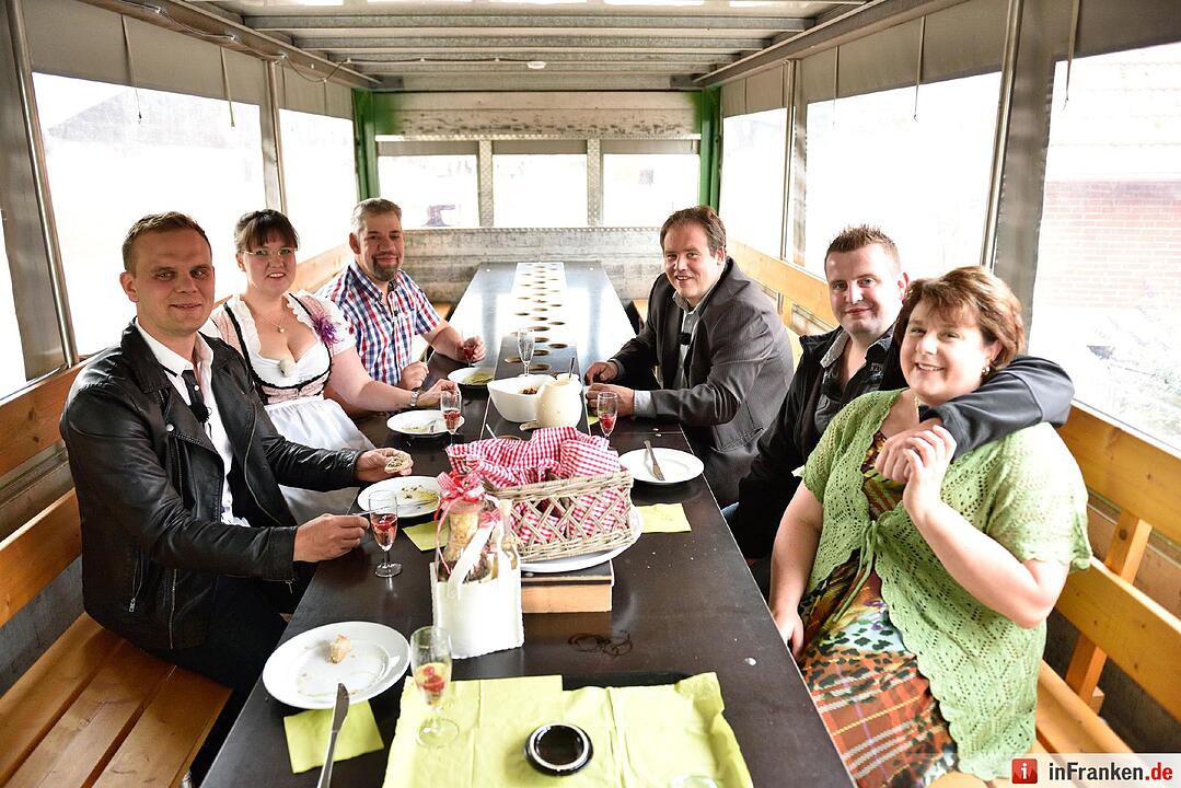 Das perfekte Promi Dinner _ Bauer sucht Frau-Spezial