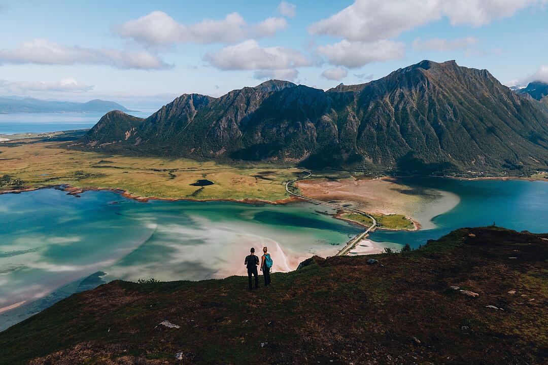 Views from hiking Matmora in the Lofoten Islands in Norway  Ausblicke vom Wandern in Matmora auf den Lofoten in Norwegen