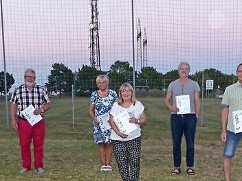 Ehrungen für über 40 Jahre Mitgliedschaft im FC "Frankonia" Eltingshausen. Fotos: Hans-Peter Hepp