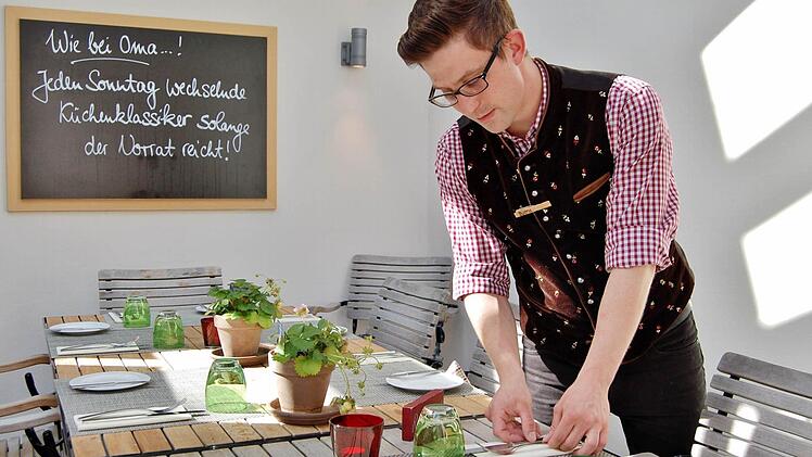 Björn Reininger (Schuberts Wein & Wirtschaft, Bad Kissingen): "In der Gastronomie kennen wir unregelmäßige Arbeitszeiten und spontane Überstunden."