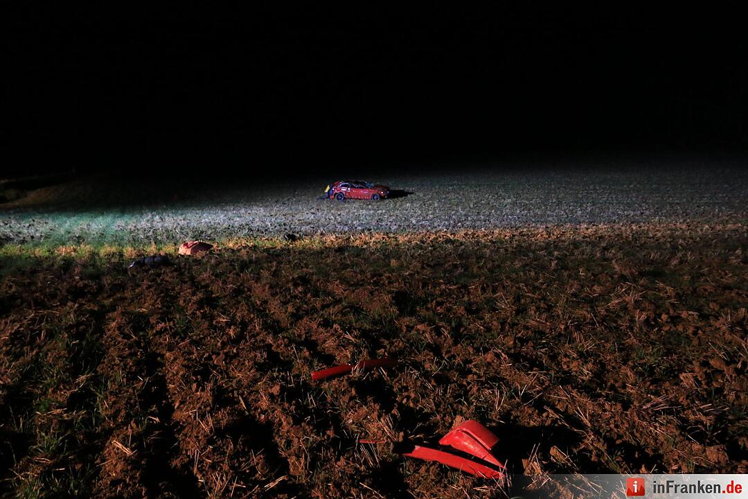 Opel überschlägt sich bei Königsfeld