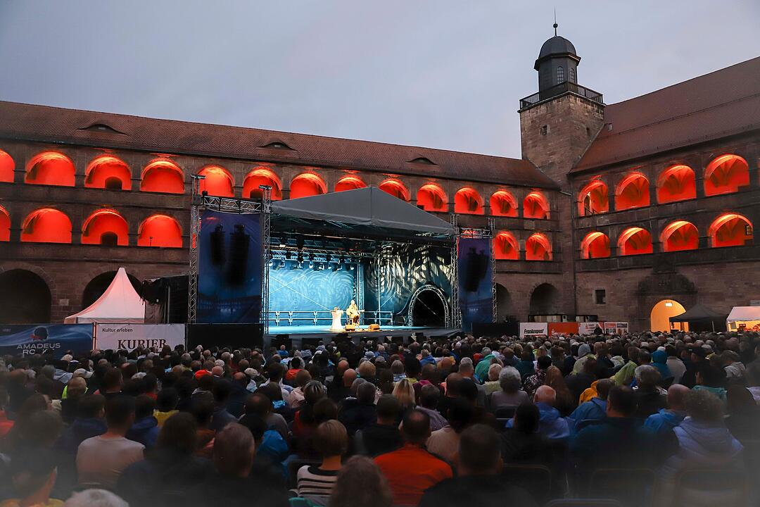 Programm: &bdquo;Macht was sie will&ldquo;