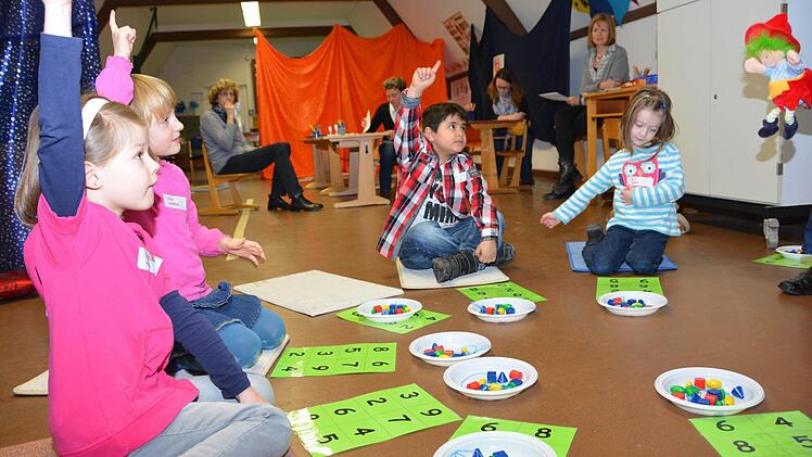 "Schule spielen" in der Theodor-Heublein-Grundschule Melkendorf  Foto: Dagmar Besand