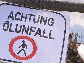 Kreis Kulmbach: Folgenschwerer Unfall durch &Ouml;lleck